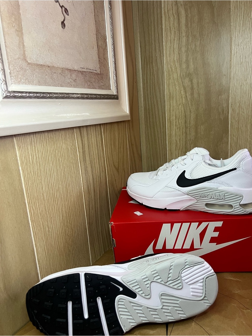 Nike Air Max White Black Sneakers New With Box